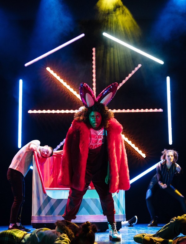 Photo Flash: First Look at A MIDSUMMER NIGHT'S DREAM at the Criterion Theatre Image
