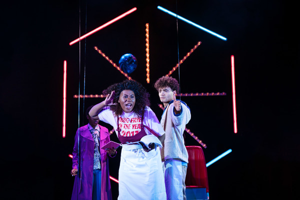 Photo Flash: First Look at A MIDSUMMER NIGHT'S DREAM at the Criterion Theatre Image
