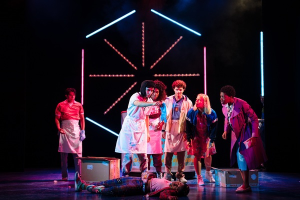 Photo Flash: First Look at A MIDSUMMER NIGHT'S DREAM at the Criterion Theatre Image