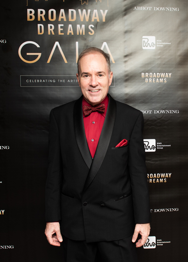 Photo Flash: Tom Kitt And Tom Gabbard Honored At Broadway Dreams 12th Annual Holiday Gala Image