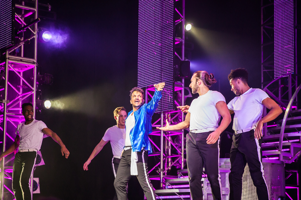 Photo Flash: First Look at Peter Andre in THRILLER LIVE Image