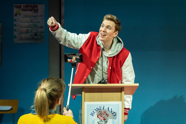 Photo Flash: First Look at TEENAGE DICK at Donmar Warehouse 