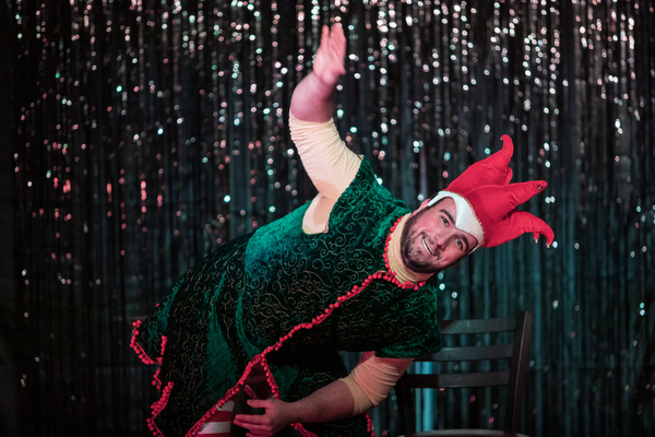Photo Flash: First Look at THE SANTALAND DIARIES at Kickshaw Theatre Image