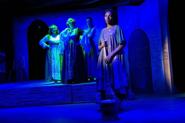 Photo Flash: ELLA ENCHANTED at Synchronicity Theatre Image