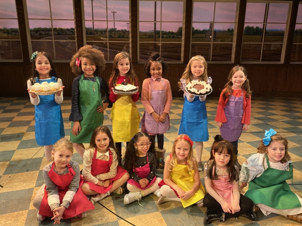 Photo Flash: WAITRESS Celebrates the Lulus, the Youngest Stars on Broadway Image