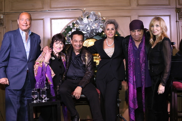 Photo Coverage: GARY U.S. BONDS Performs at The Friars Club Image