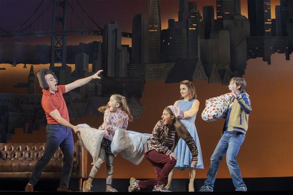 First Look: Rob McClure in the Broadway-Bound MRS. DOUBTFIRE in Seattle Image