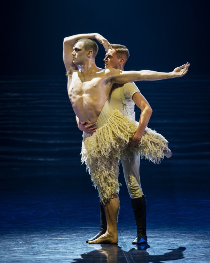 The New Adventures Production of Matthew Bourne's SWAN LAKE Turned the Tides of Ballet at The Ahmanson  Image