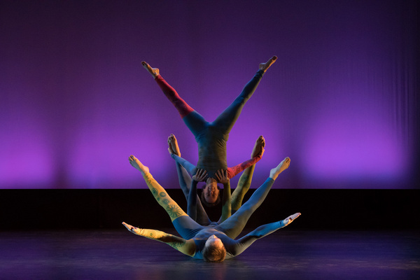 Photo Flash: Aura CuriAtlas Performs At Steppenwolf Image