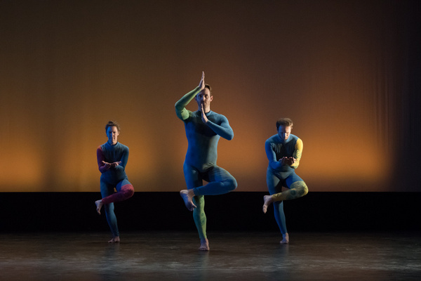 Photo Flash: Aura CuriAtlas Performs At Steppenwolf Image
