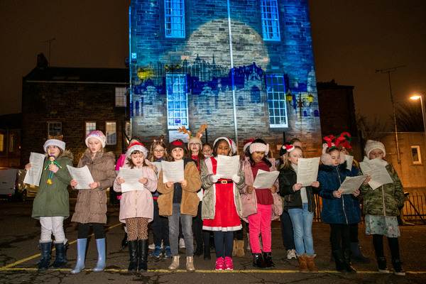Photo Flash: Edinburgh Celebrates COMMUNITY CHRISTMAS Image