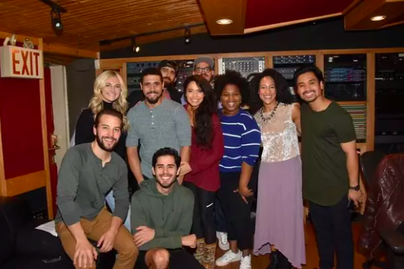 Wake Up With BWW 12/16: SING STREET Opens Tonight, and More! Image