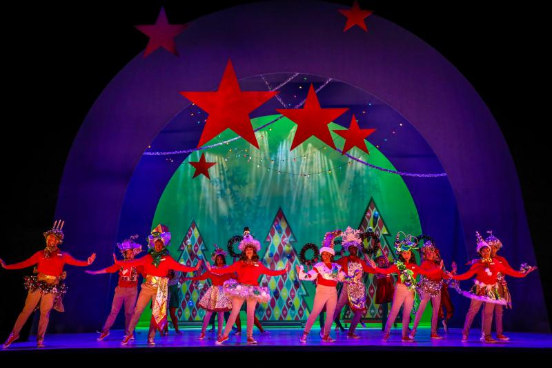 Review: Theatre Under The Stars' ELF is a Feel-Good, Festive, Family Holiday Treat  Image