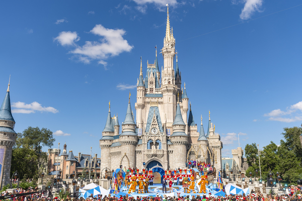 Photo Flash: DISNEY PARKS MAGICAL CHRISTMAS DAY PARADE Airs Wednesday, December 25 Image