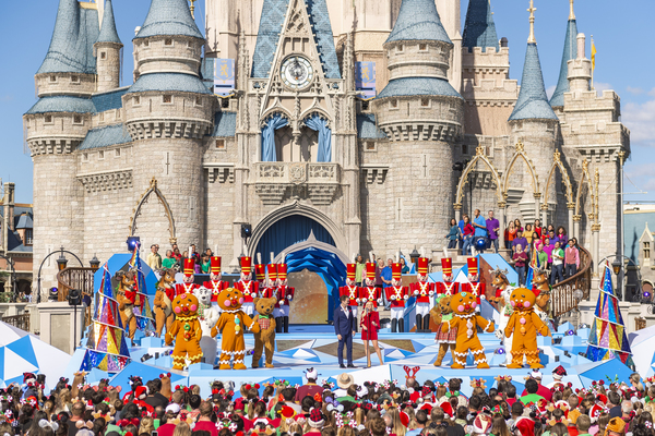 Photo Flash: DISNEY PARKS MAGICAL CHRISTMAS DAY PARADE Airs Wednesday, December 25 Image