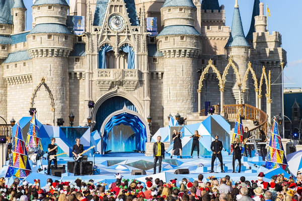 Photo Flash: DISNEY PARKS MAGICAL CHRISTMAS DAY PARADE Airs Wednesday, December 25 