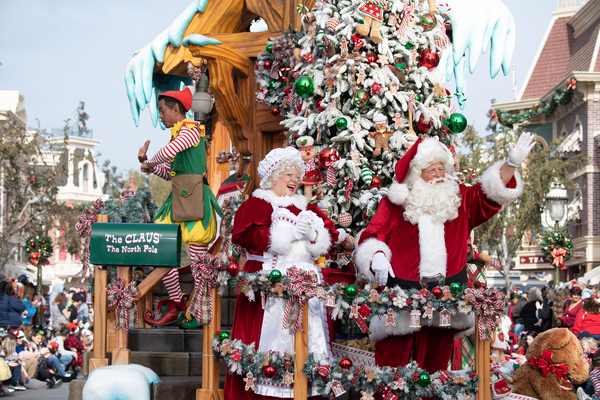 Photo Flash: DISNEY PARKS MAGICAL CHRISTMAS DAY PARADE Airs Wednesday, December 25 Image