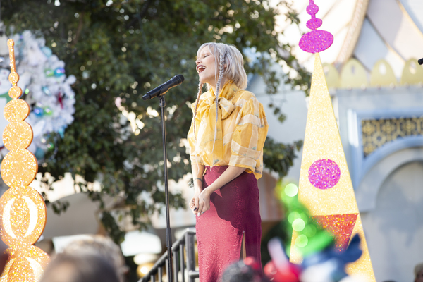 Photo Flash: DISNEY PARKS MAGICAL CHRISTMAS DAY PARADE Airs Wednesday, December 25 Image