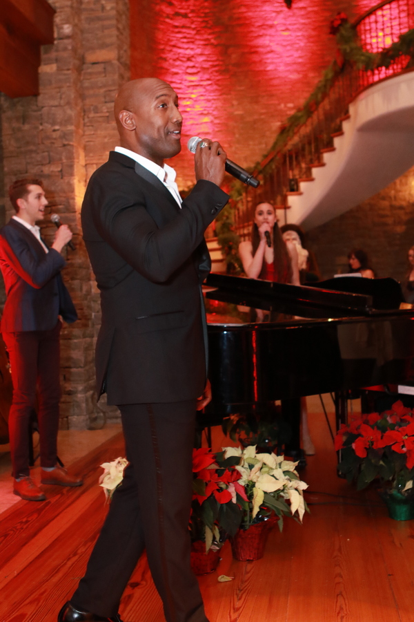 Photo Flash: Rachel Potter, Ryann Redmond and More at MERRY & BRIGHT Celebration Image