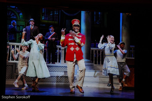 Norm Lewis in The Music Man Photo
