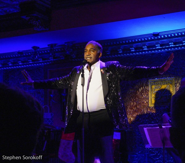 Photo Coverage: Norm Lewis Continues Holiday Run at Feinstein's/54 Below 