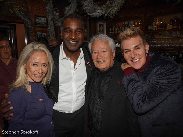 Photo Coverage: Norm Lewis Continues Holiday Run at Feinstein's/54 Below Image