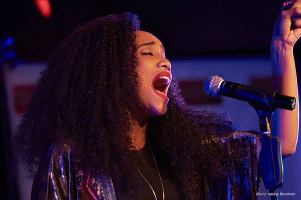 Photo Flash: Paige Davis, Jewelle Blackman and More at Broadway Sessions HOLIDAY SHOW at The Beechman 