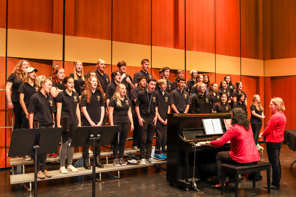 Photo Flash: RINGING IN THE HOLIDAYS Concert at Bushnell Performing Arts Center's Belding Theatre Image