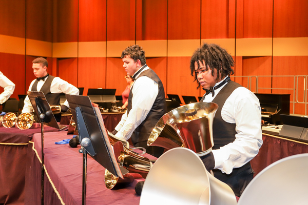 Photo Flash: RINGING IN THE HOLIDAYS Concert at Bushnell Performing Arts Center's Belding Theatre Image