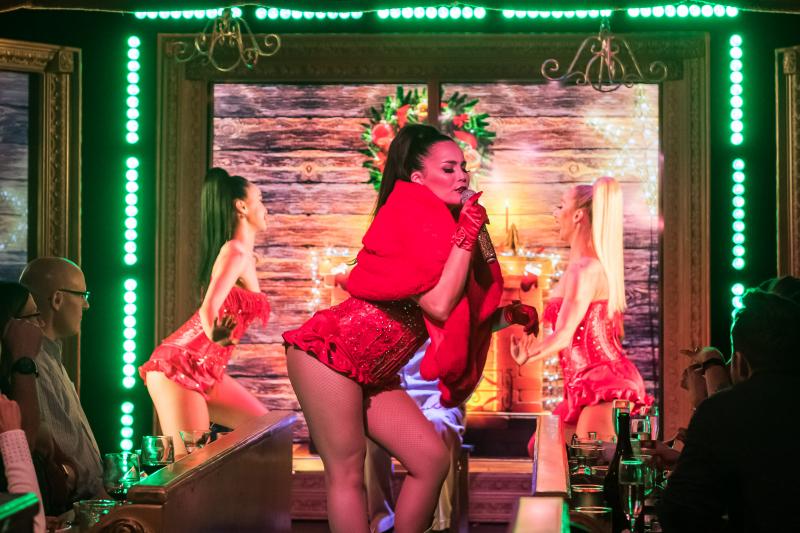 Review: Naughty Holiday Fun in WONDERLAND at the Can Can 