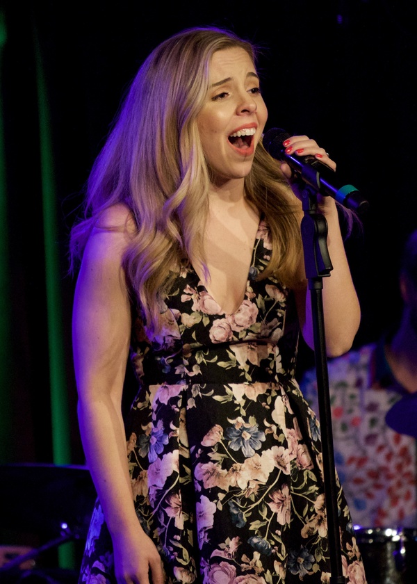 Photo Coverage: GR42 Sings Christmas Musicals Image