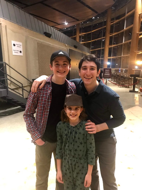 Photo Flash: Ben Fankhauser, Original Broadway Cast Member of NEWSIES, Attended NEWSIES at Arena Stage 