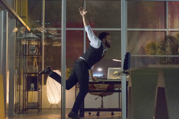 Photo Flash: See Skylar Astin, Jane Levy, & More in a First Look at ZOEY'S EXTRAORDINARY PLAYLIST Image