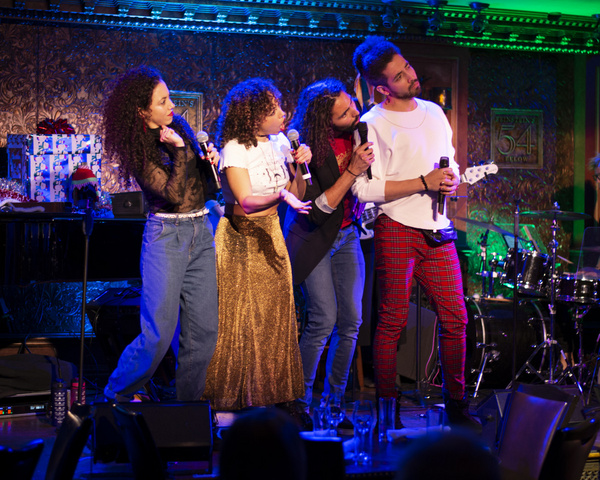 Photo Flash: The Saunders Family In FAMILY DINNER: HOLIDAY EDITION At Feinstein's/54 Below Image