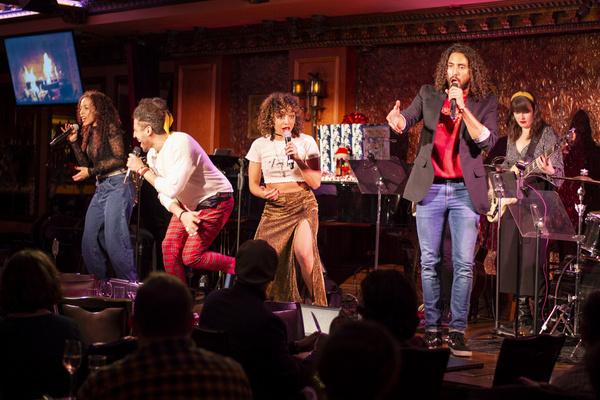 Photo Flash: The Saunders Family In FAMILY DINNER: HOLIDAY EDITION At Feinstein's/54 Below Image