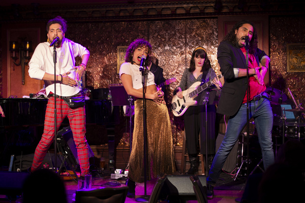 Photo Flash: The Saunders Family In FAMILY DINNER: HOLIDAY EDITION At Feinstein's/54 Below Image