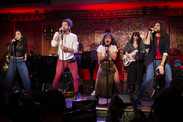Photo Flash: The Saunders Family In FAMILY DINNER: HOLIDAY EDITION At Feinstein's/54 Below Image