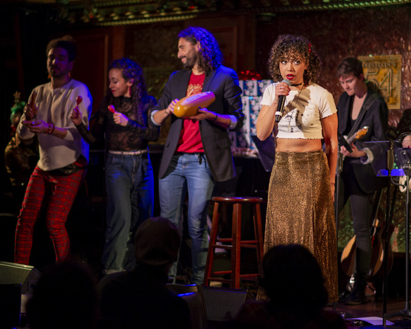 Photo Flash: The Saunders Family In FAMILY DINNER: HOLIDAY EDITION At Feinstein's/54 Below Image