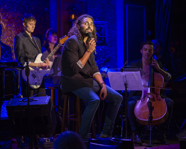 Photo Flash: The Saunders Family In FAMILY DINNER: HOLIDAY EDITION At Feinstein's/54 Below Image