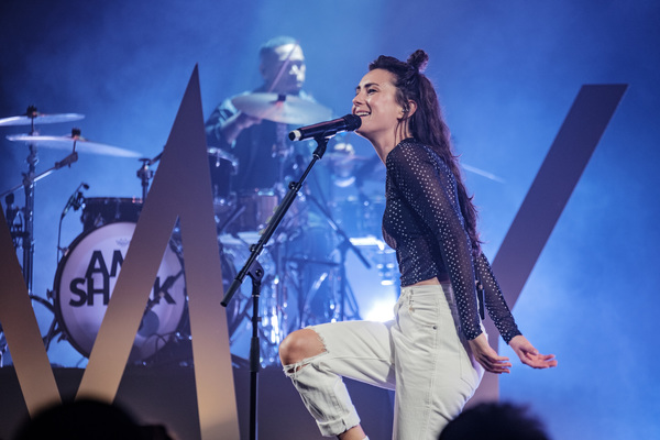 Photo Flash: Keith Urban, Amy Shark, and John Butler Perform at the Grand Opening of the Sydney Coliseum Theatre, West HQ 