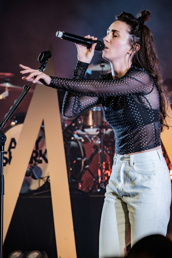 Photo Flash: Keith Urban, Amy Shark, and John Butler Perform at the Grand Opening of the Sydney Coliseum Theatre, West HQ 