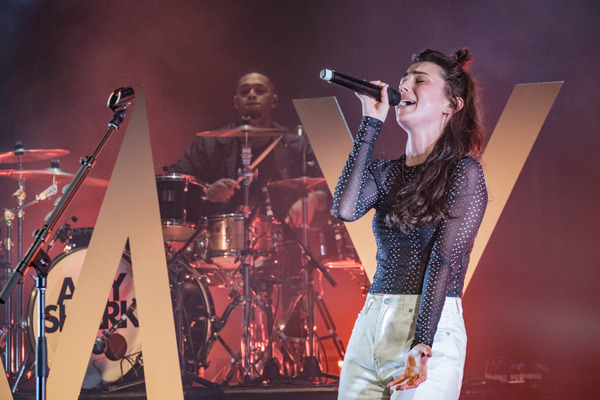 Photo Flash: Keith Urban, Amy Shark, and John Butler Perform at the Grand Opening of the Sydney Coliseum Theatre, West HQ  Image