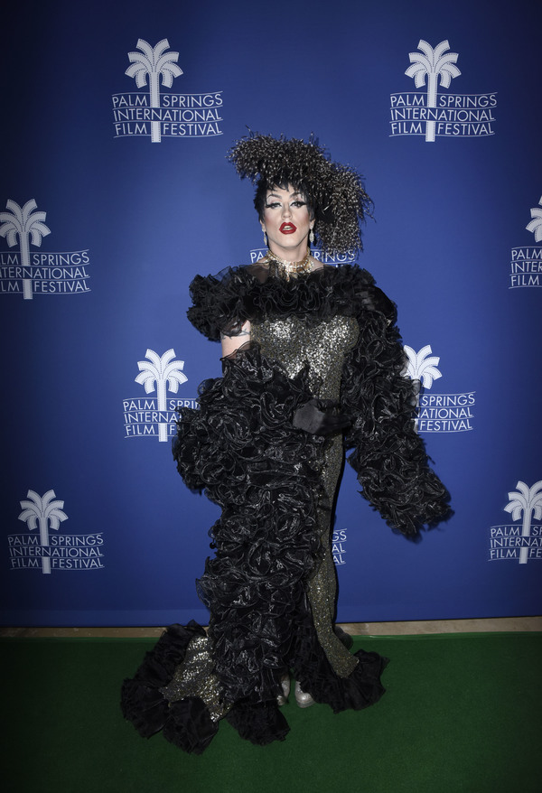 Photo Flash: Jacki Weaver, Drag Queens, and More Attend the World Premiere of STAGE MOTHER at PSIFF 