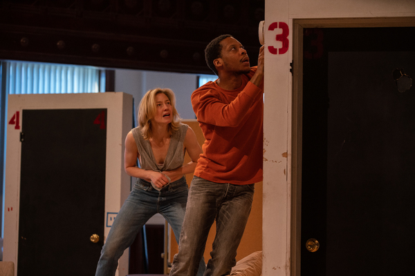 Photo Flash: Inside Rehearsal For Steppenwolf Theatre Company's BUG by Tracy Letts 