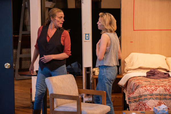 Photo Flash: Inside Rehearsal For Steppenwolf Theatre Company's BUG by Tracy Letts Image
