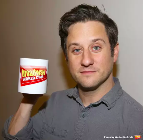 Wake Up With BWW 1/14: Cameron Dallas Joins MEAN GIRLS, and More! Image