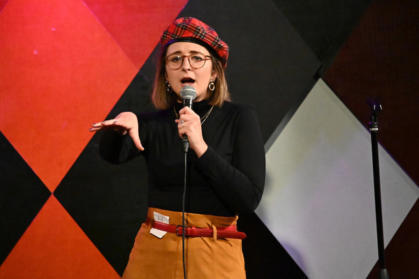 Photo Flash: Gloria Steinem and More at Ms. Foundation for Women's Comedy Night at Carolines on Broadway  Image