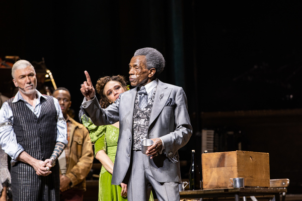 Photo Flash: Watch Andre De Shields Encourage HADESTOWN Audience to Donate to the Actors Fund Image