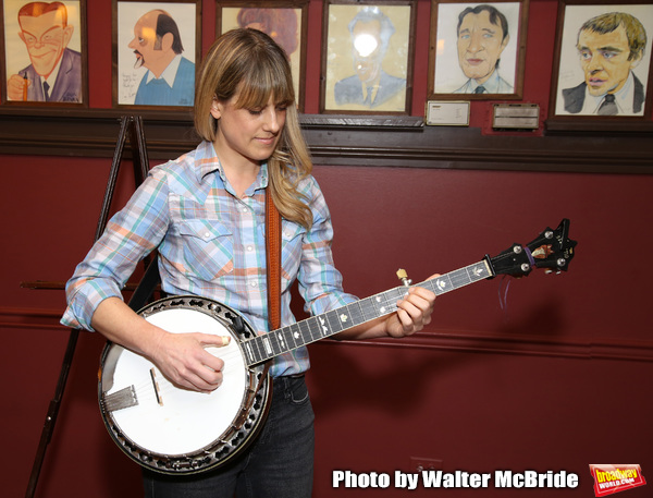 Photo Coverage: Damon Daunno of OKLAHOMA! Receives Sardi's Portrait Image