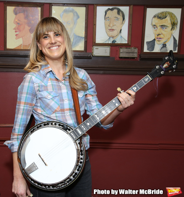 Photo Coverage: Damon Daunno of OKLAHOMA! Receives Sardi's Portrait Image